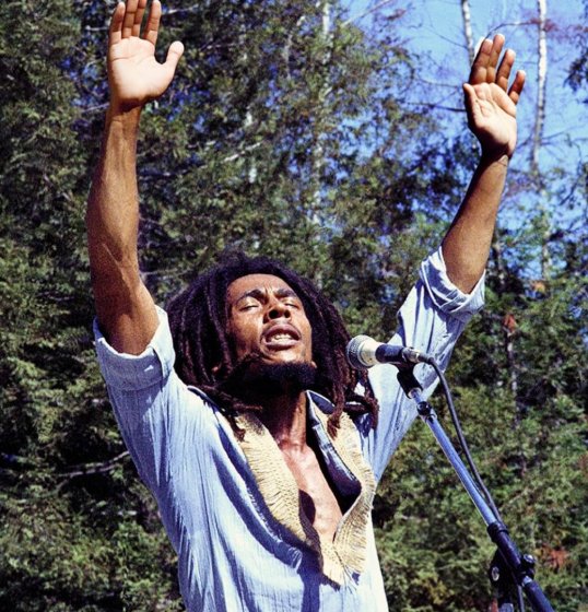 [Conheça olegado de Bob Marley e a sua influência do reggae no Brasil]