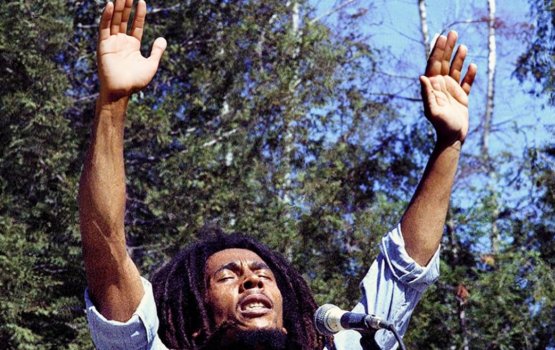 [Conheça olegado de Bob Marley e a sua influência do reggae no Brasil]